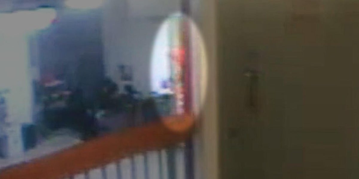 06-orange-blob-screengrab.jpg - ReactMedia