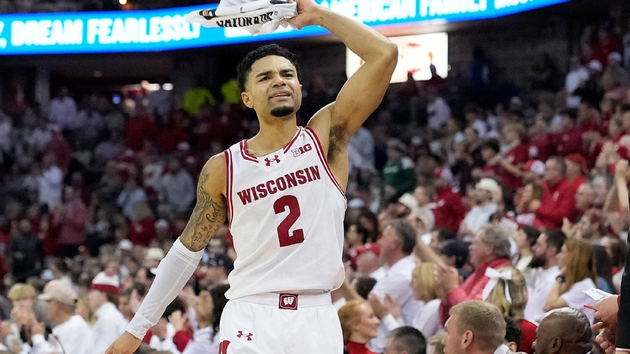 Wisconsin face senzație în NCAA: Victorie impresionantă împotriva lui Michigan State Nick Boyd a strălucit pe teren, marcând 29 de puncte și având o precizie remarcabilă de 71% la aruncările de trei puncte, în timp ce Wisconsin a învins fără mila echipa Michigan State, cu 92-71