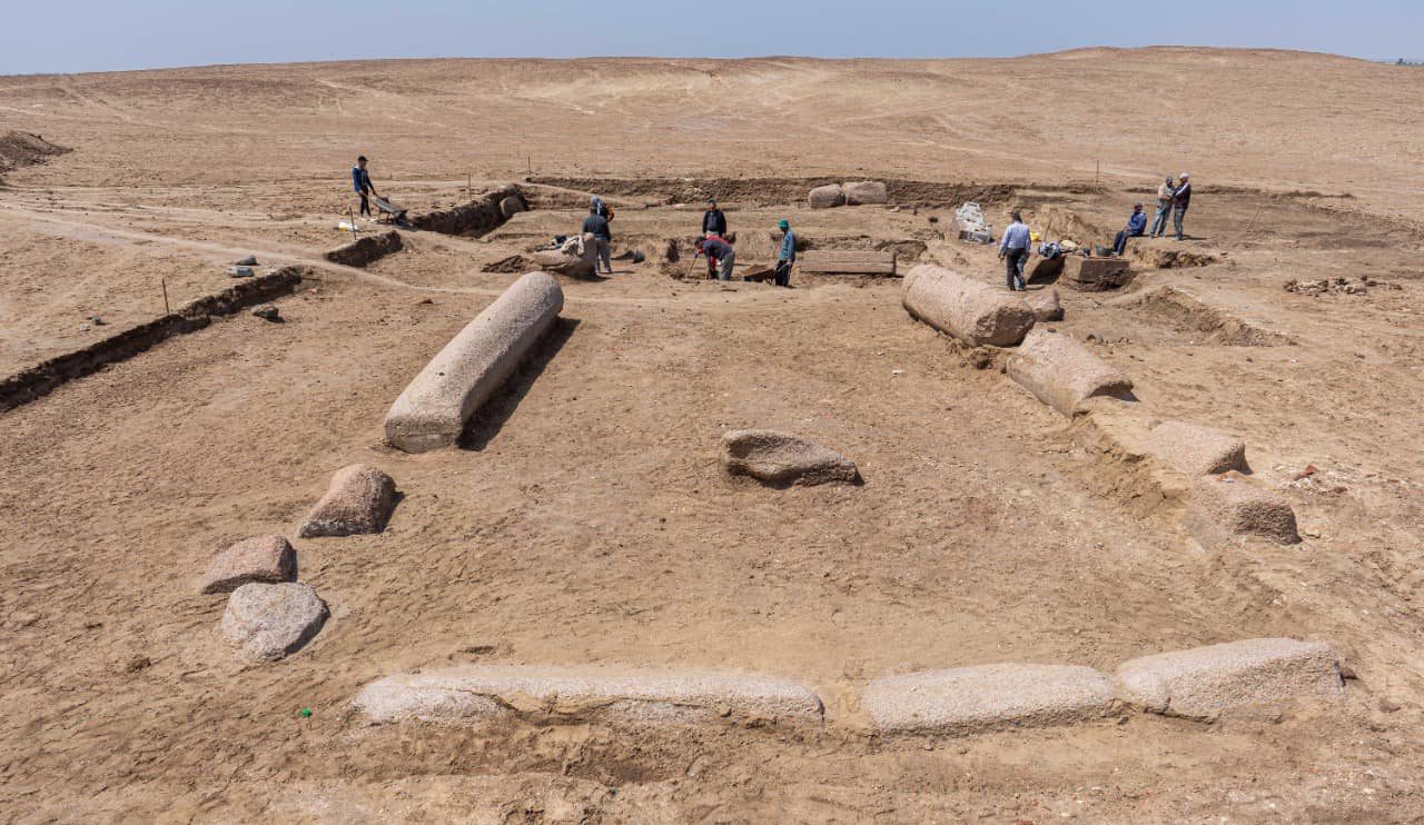 Ancora arheologică a unei epoci antice de zece milenii, descoperire inedită pentru știința today Într-una dintre cele mai spectaculoase descoperiri ale recentului deceniu, cercetătorii egipteni au identificat un sit de artă rupestră, vechi de aproape zece milenii, în Peninsula Sinai