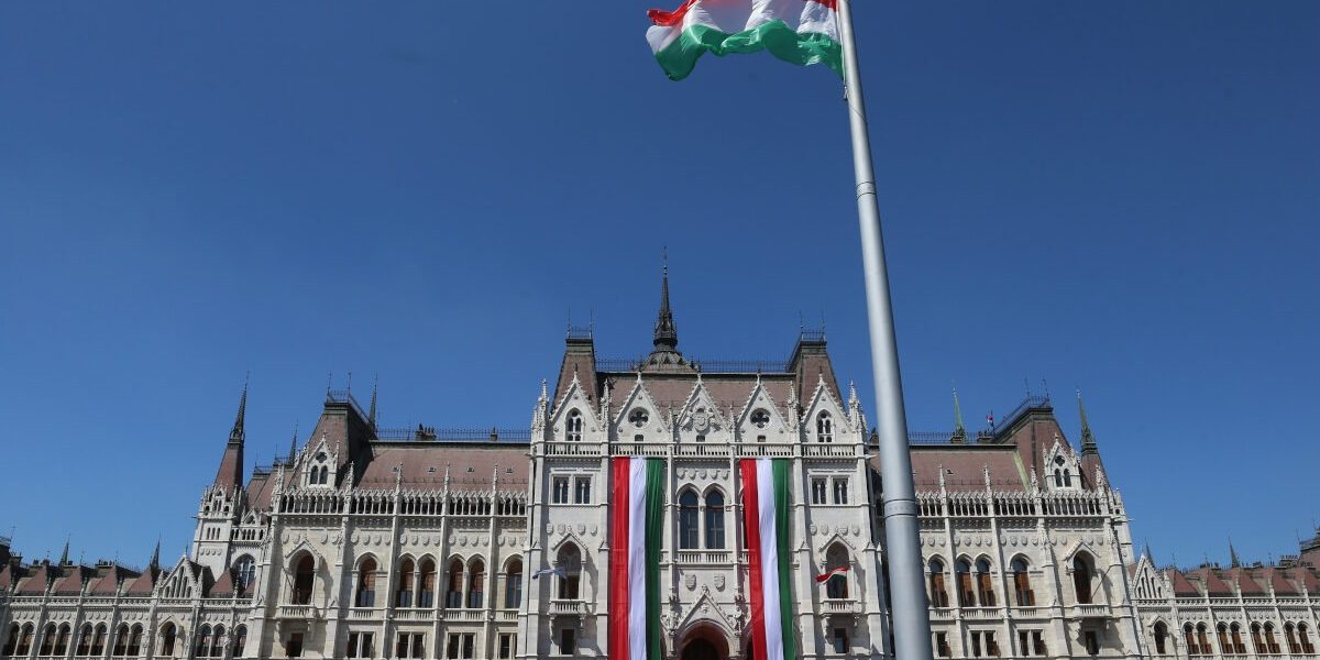 32A373Q-highres-e1677921021828.jpg - ReactMedia