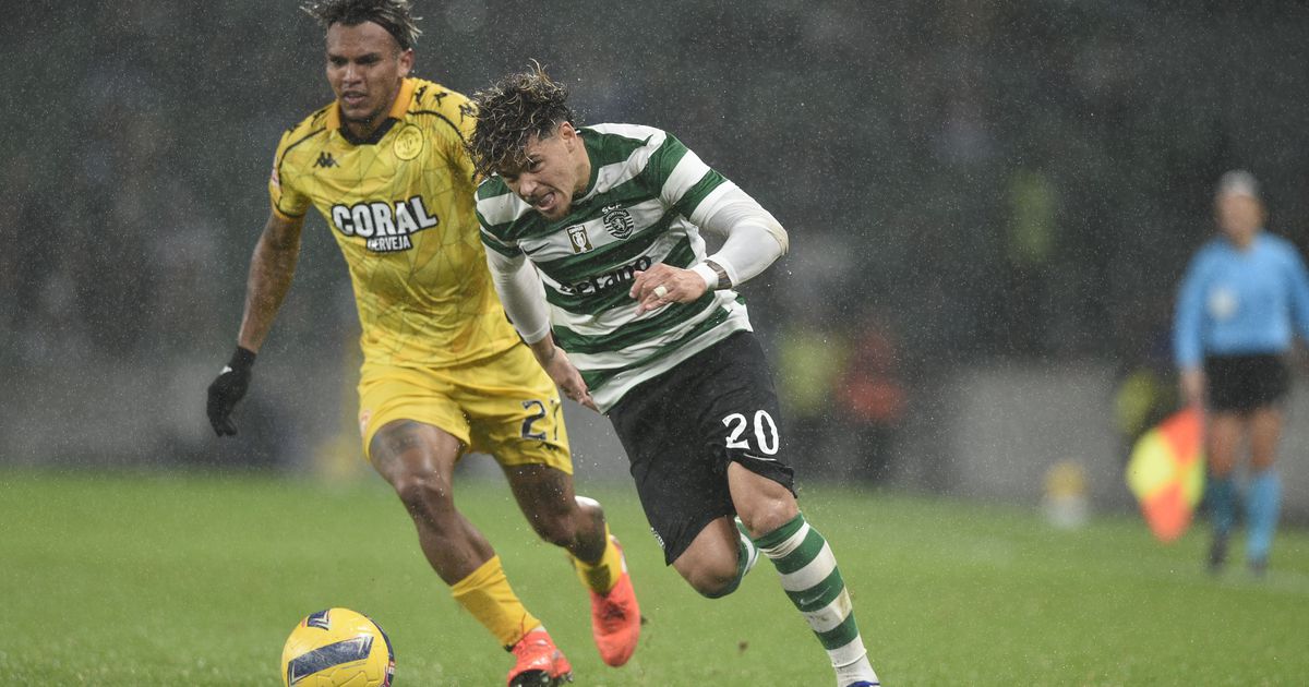 Maxi Araújo aduce victoria în ultima secundă pentru Sporting Maxi Araújo a fost starul meciului de ieri, reușind să marcheze un gol decisiv în minutele de prelungire, aducând victoria echipei sale, Sporting, în fața unui public emoționat