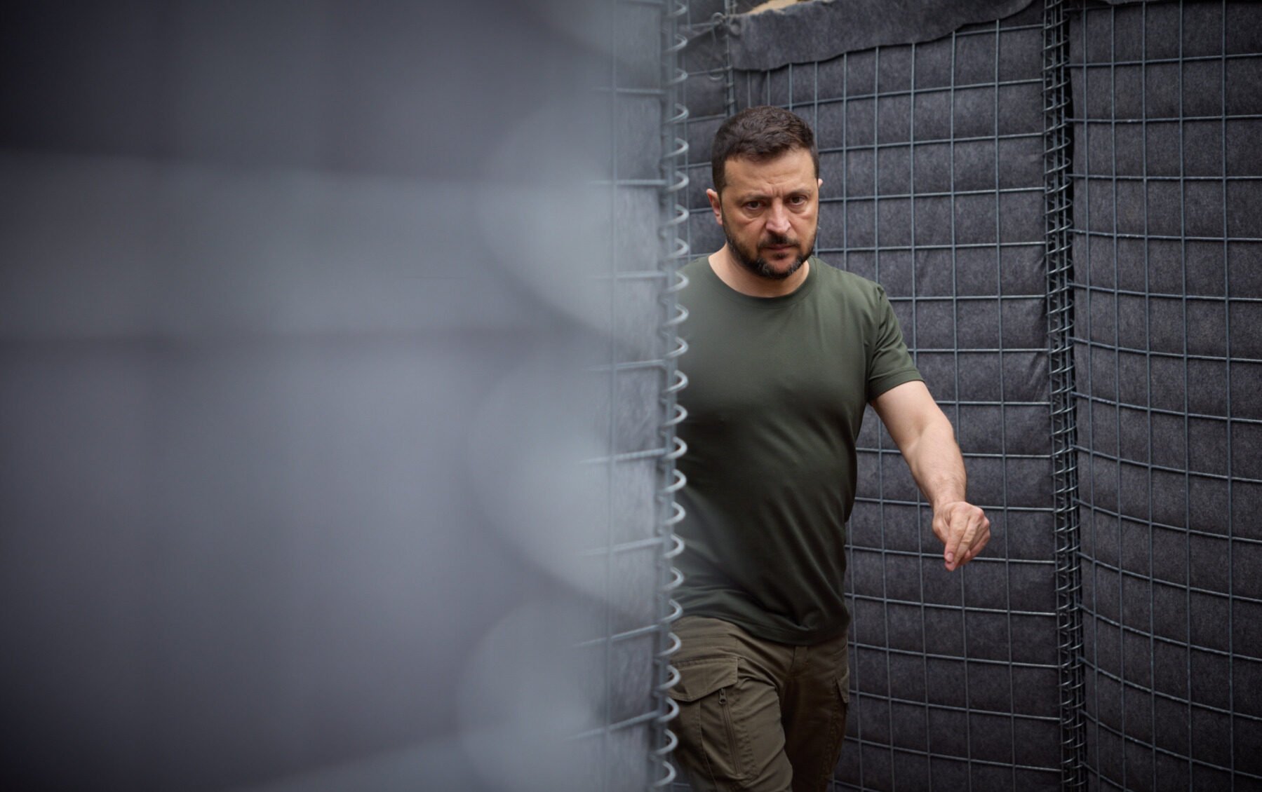 Negocieri de pace în perspectivă: Ucraina anunță o rundă crucială săptămâna viitoare, pe fundalul tensiunilor persistente ruso-ucrainene Ucraina pare să își pregătească terenul pentru o nouă fază în procesul de pace, anunțând că negocierile cu Rusia și Statele Unite vor avea loc în următoarele zile