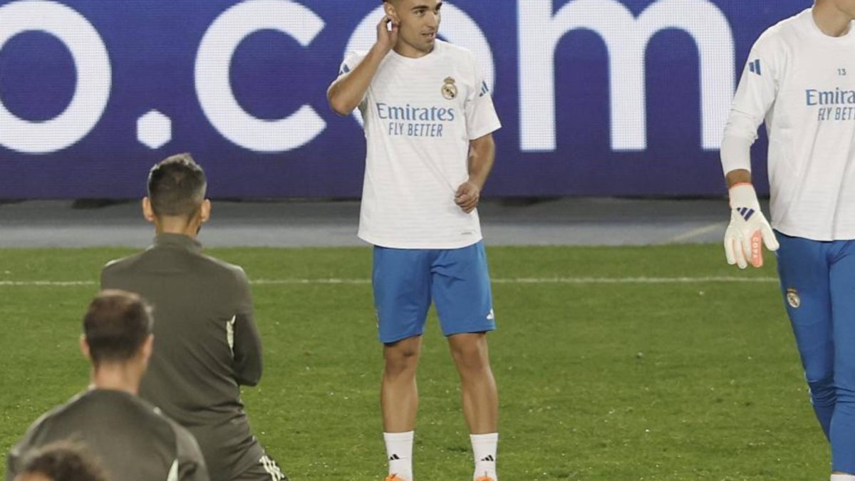 Real Madrid surprinde cu un 11 titular inedit în fața Valenciei Real Madrid a dat publicității astăzi formula de start pentru meciul din deplasare cu Valencia și a surprins prin deciziile antrenorului Arbeloa