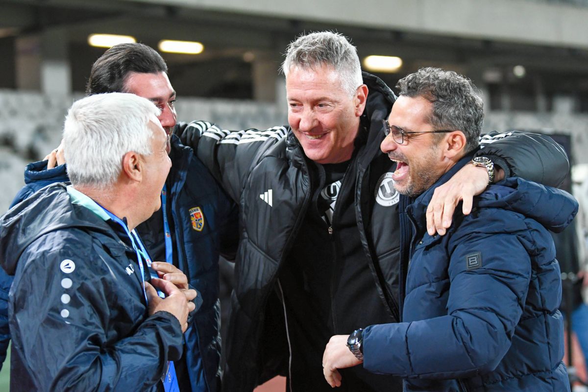 Mihai Teja, antrenorul echipei Metaloglobus, se află pe cale de a fi demis înainte de începerea partidei cu Csikszereda, desfășurată astăzi