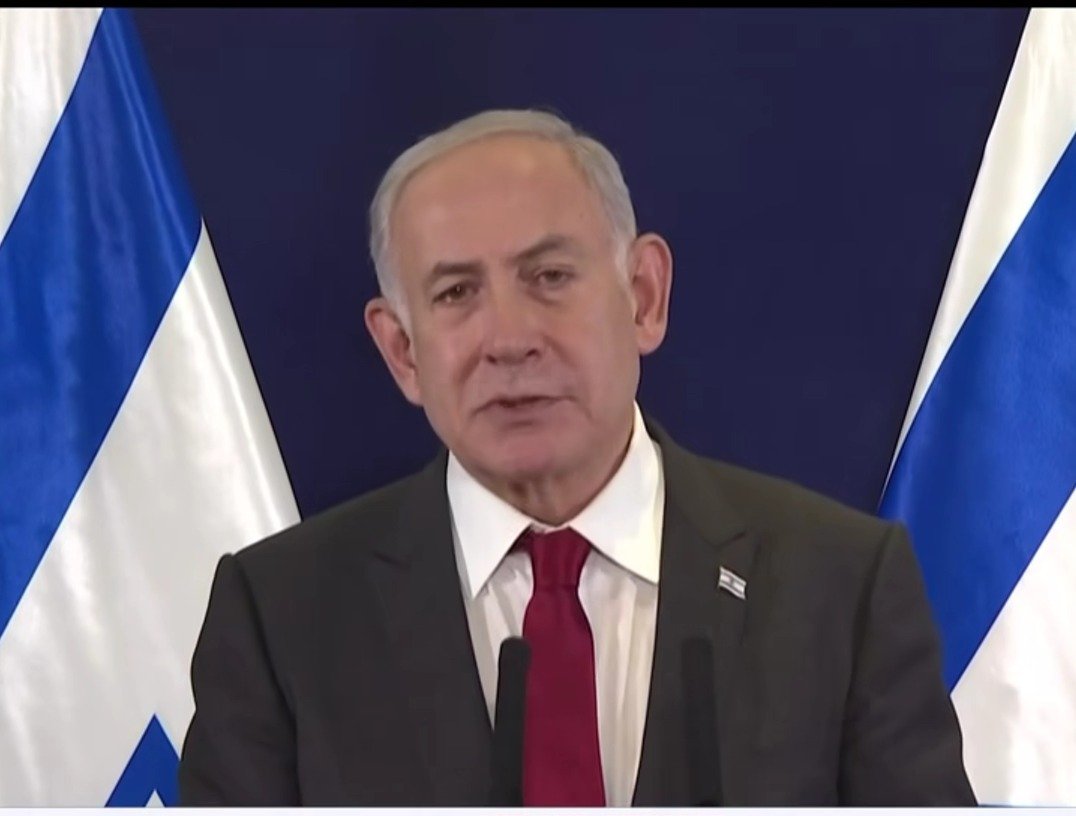 Tensiuni în creștere: Netanyahu și Trump se întâlnesc pentru a discuta despre negocierile cu Iranul Prim-ministrul israelian Benjamin Netanyahu se pregătește pentru un worst-case scenario diplomatic, planificând o întâlnire cu președintele american Donald Trump, în contextul eforturilor internaționale de a gestiona dosarul nuclear iranian