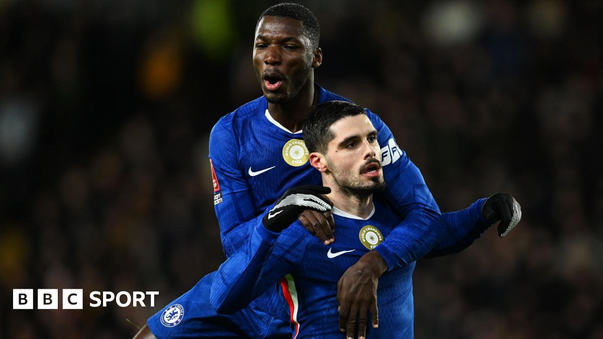 Chelsea își asigură locul în sferturile FA Cup după o victorie concludentă Într-o seară plină de intensitate pe Stamford Bridge, Chelsea a învins-o pe Hull City cu 3-0, avansând astfel fără emoții în fazele superioare ale FA Cup