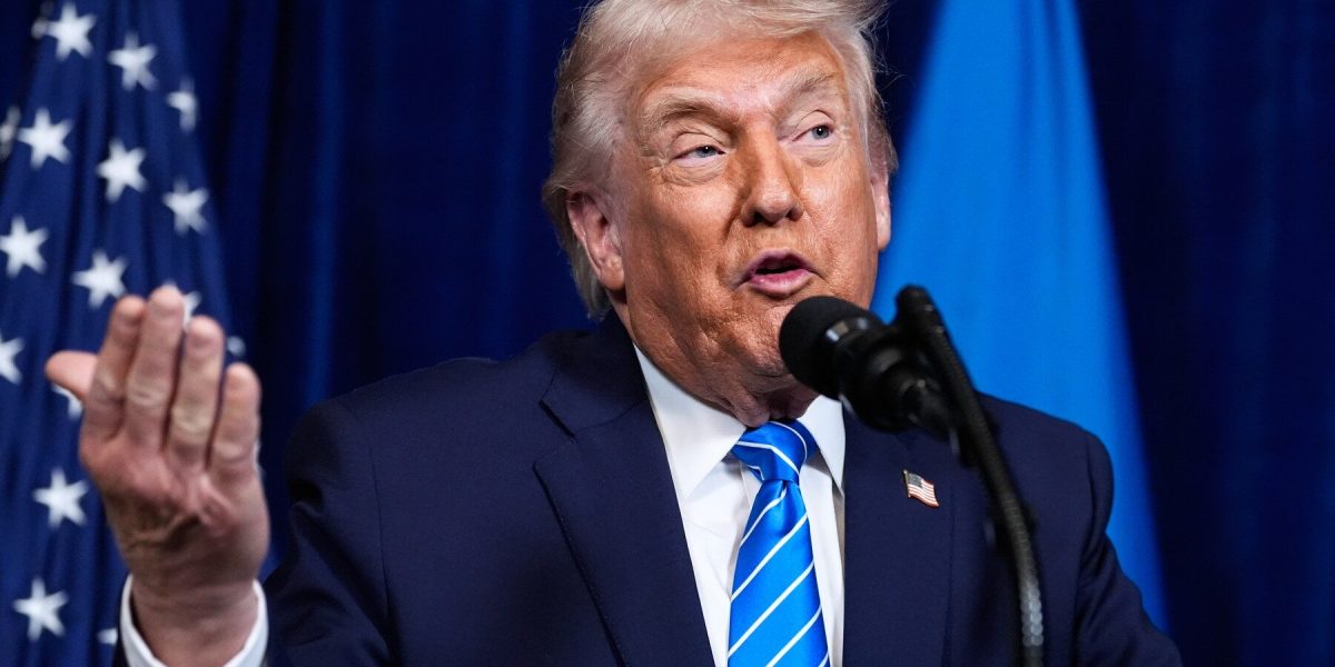 Donald-Trump-la-Mar-a-Lago-discutii-cu-Volodimir-Zelenski-e1766962119207.jpg - ReactMedia