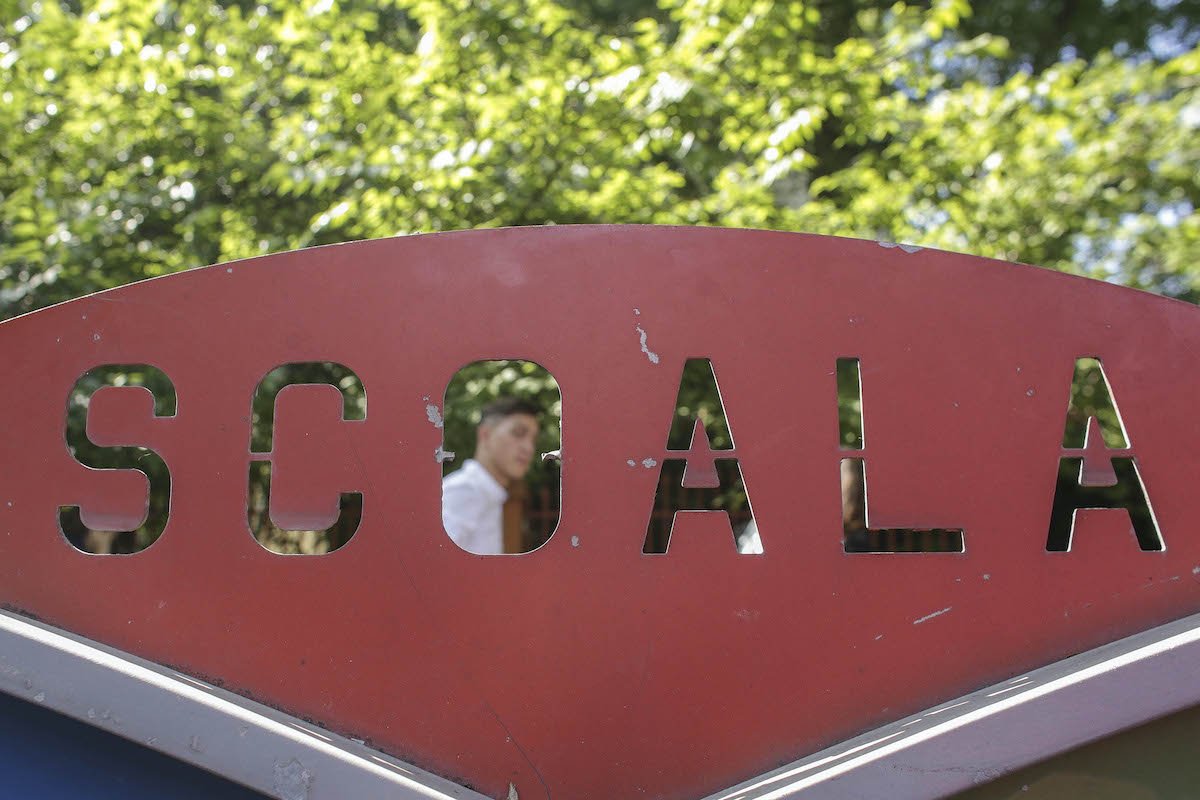 Miercuri, în toate unitățile de învățământ din județele Galați și Vrancea, cursurile vor avea loc exclusiv online, în urma condițiilor meteo severe care afectează regiunea