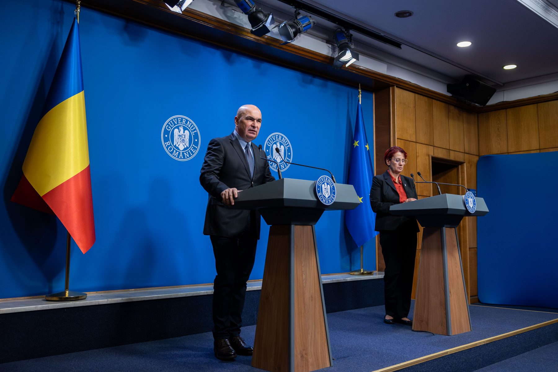 Guvernul României a respins vehement acuzațiile aduse de șefa Înaltei Curți de Casație și Justiție, Lia Savonea, care susține că premierul Ilie Bolojan ar fi exercitat presiuni asupra Curții Constituționale (CCR) în legătură cu reforma pensiilor magistraților