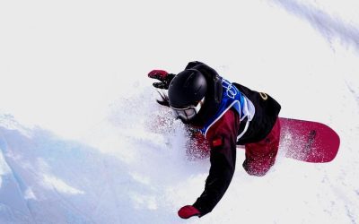 Chinese snowboarder Liu Jiayu confirmed free of spinal injury after crash in Olympic women's halfpipe-Xinhua