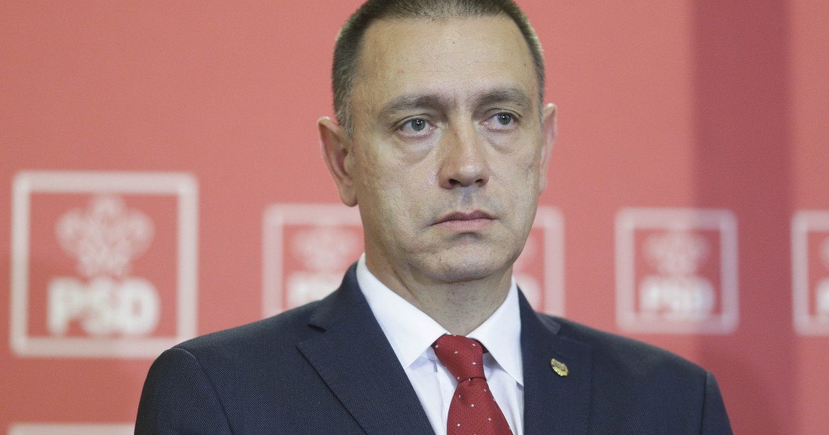 Economia României sub presiunea austerității: Mihai Fifor avertizează despre riscul recesiunii Majorarea TVA și a accizelor la carburanți, împreună cu măsurile de austeritate adoptate de premierul Ilie Bolojan, pun economia României într-o situație delicată, amenințând să o conducă spre recesiune, a declarat Mihai Fifor, liderul PSD Arad