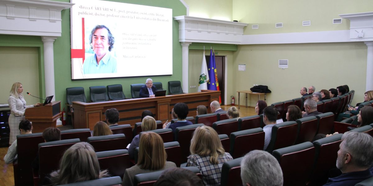 Mircea-Cartarescu-honoris-causa-moldova.jpg - ReactMedia