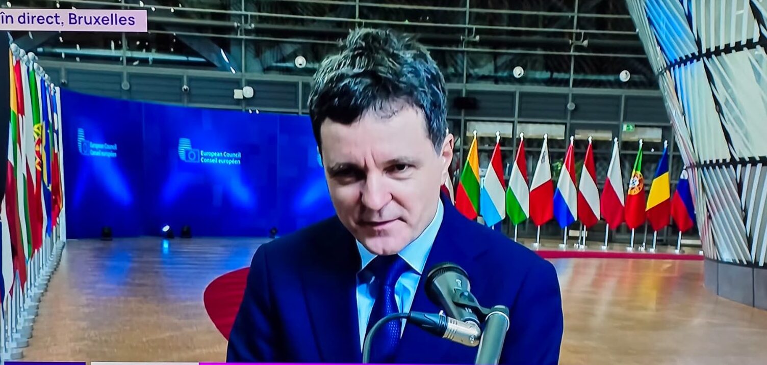 Nicușor Dan participă la reuniunea informală a Consiliului European, anunțând termene și evoluții în cadrul procesului decizional european Președintele României, Nicușor Dan, a fost prezent la reuniunea informală a Consiliului European desfășurată recent la Castelul Alden Biesen din Belgia, un eveniment care marchează un moment de consultări și coordonare între liderii europeni în contextul provocărilor actuale