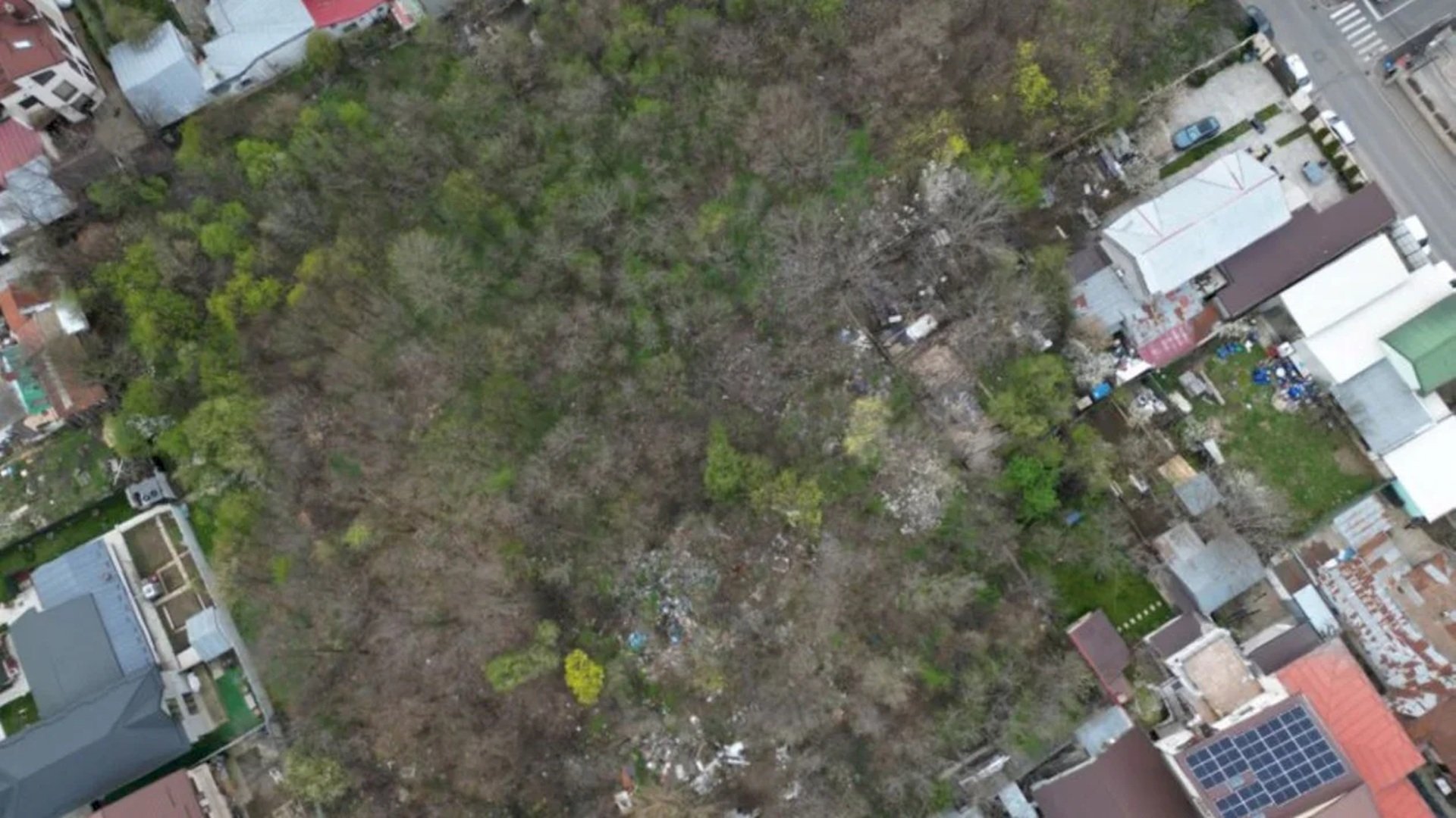 Primăria Sectorului 2 al Capitalei se pregătește să aprobe un proiect de hotărâre prin care va majora suma de despăgubire pentru exproprierea unui imobil privat, condiție esențială pentru realizarea Parcului Moroeni