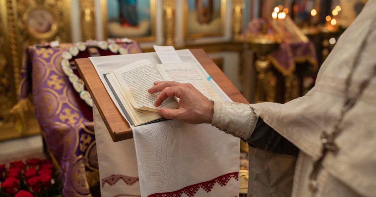 Sfântul Haralambie: Praznicul credinței și tradițiilor pe 10 februarie Pe 10 februarie, comunitățile ortodoxe din întreaga lume sărbătoresc Sfântul Haralambie, un sfânt venerat pentru darul său de a aduce vindecare și protecție împotriva bolilor