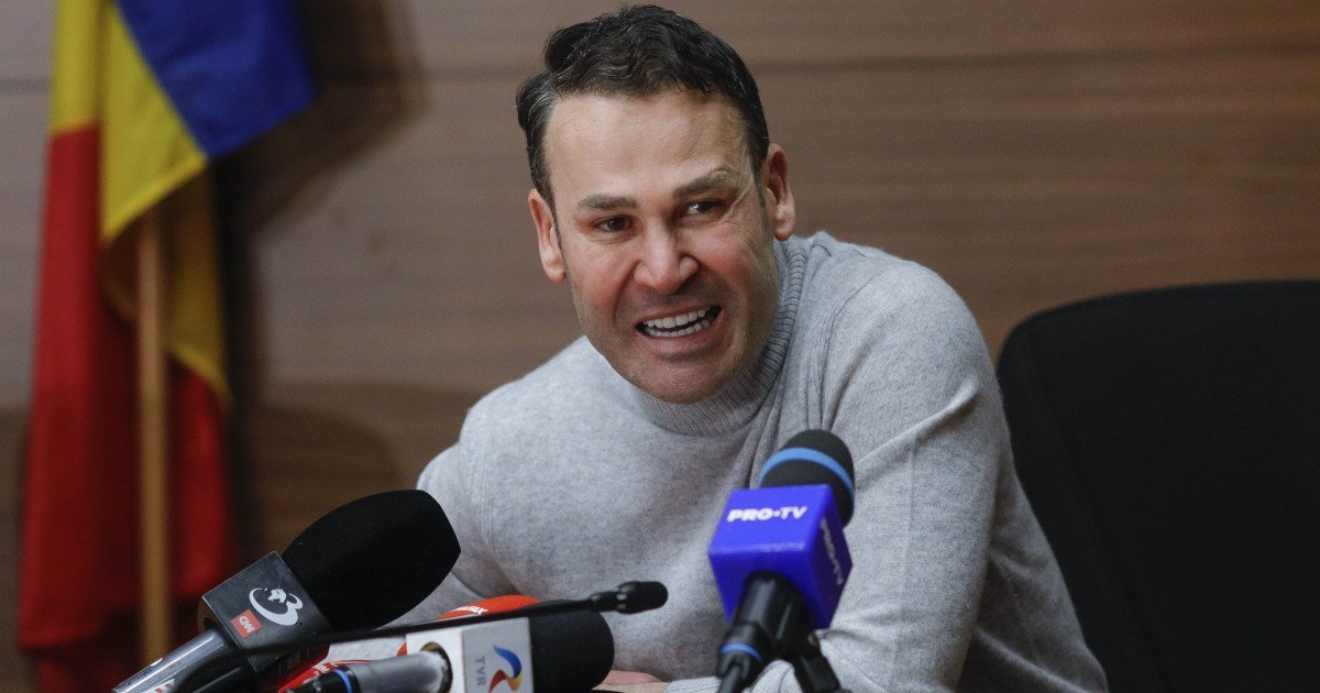 Testul antidrog controversat: Robert Negoiță, acuzat de Marian Ceaușescu Primarul suspendat al Sectorului 3, Robert Negoiță, a fost implicat într-o controversă majoră după ce protestatarul Marian Ceaușescu l-a testat pentru consum de droguri, rezultatul arătând o reacție „pozitivă” la cocaină