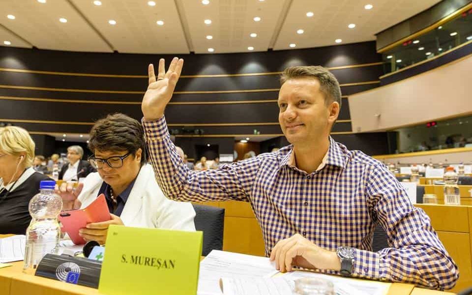 Siegfried-Muresan-vot-Facebook.jpg - ReactMedia