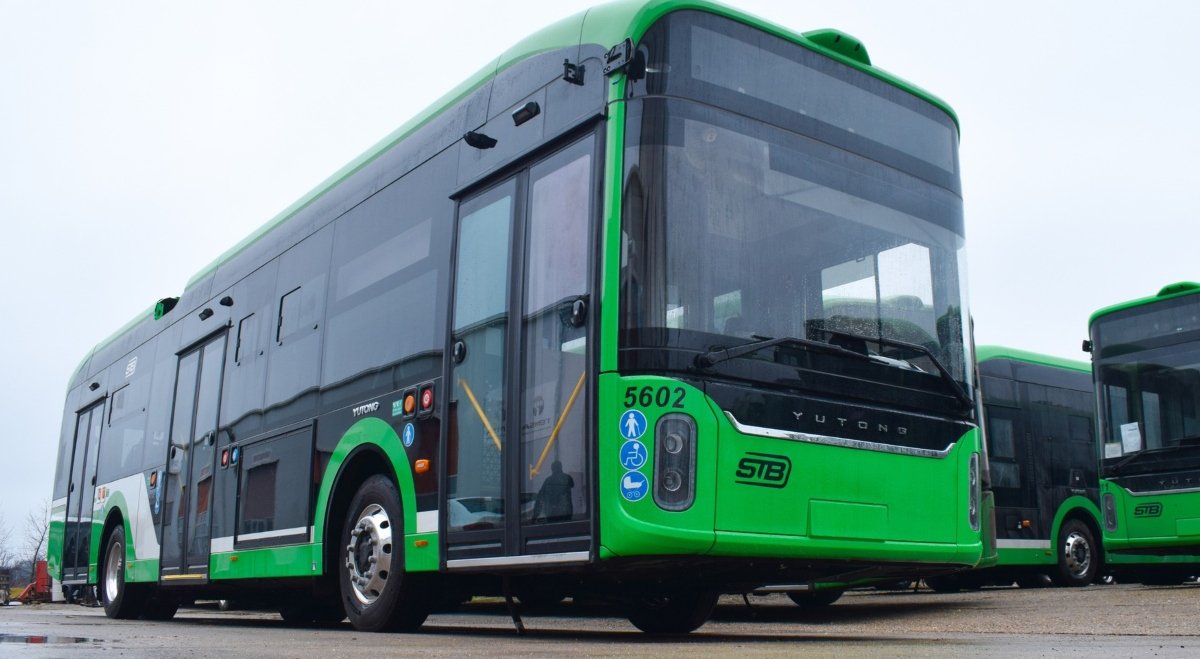 Primul troleibuz electric chinezesc Yutong începe testele în București, marcând o etapă importantă în modernizarea transportului public din Capitală