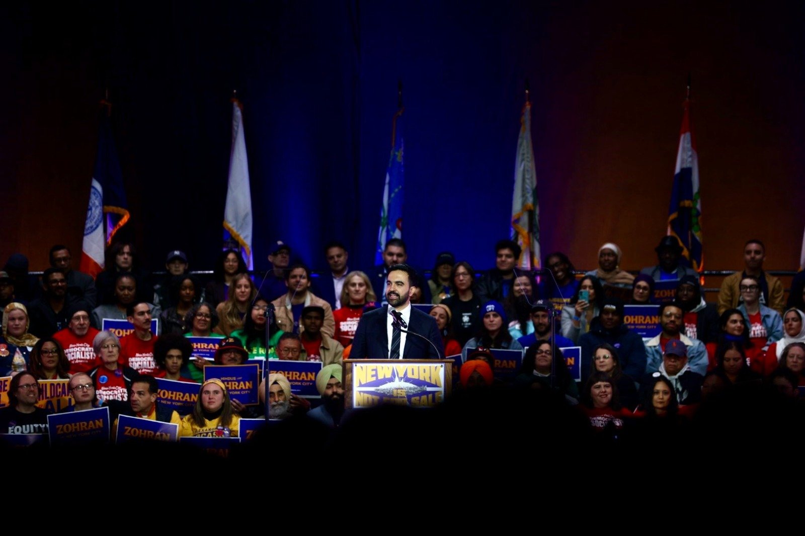 Un cinematograf plin de amintiri, o viață în pericol: artiștii din New York se confruntă cu criza costurilor După două decenii dedicate industriei cinematografice, machiajul pentru filme și televiziune, Noël Jacoboni se află în fața unui lucru dificil: posibilitatea de a fi nevoită să-și părăsească orașul în care și-a construit cariera