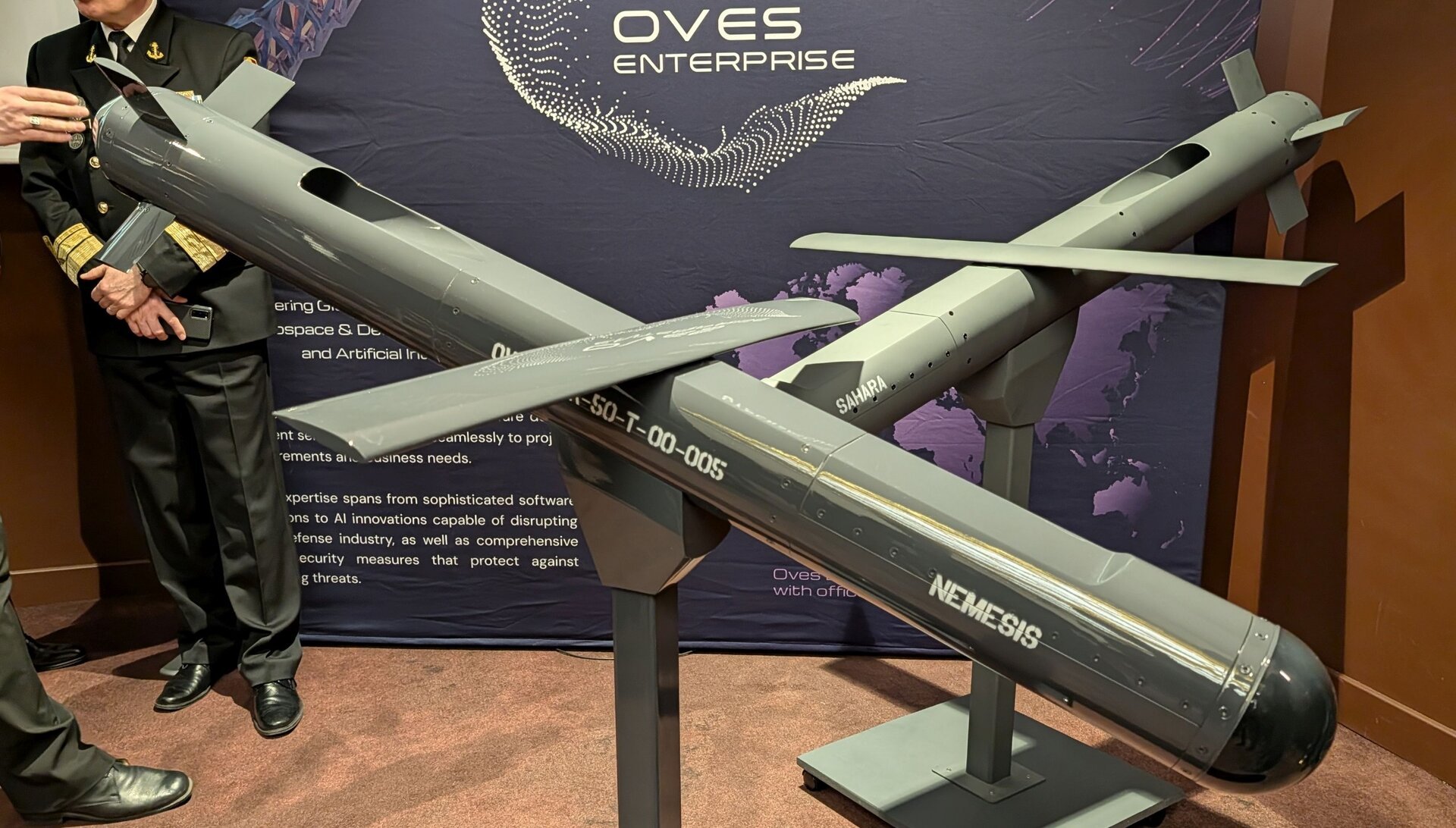 Proiect revoluționar pentru industria apărării din România: prima rachetă de croazieră dezvoltată local, prezentată oficial în Capitală Bucureștiul a fost gazda unui eveniment de importanță majoră pentru sectorul industriei de apărare din România, marcând un pas semnificativ în autonomia tehnologică a țării