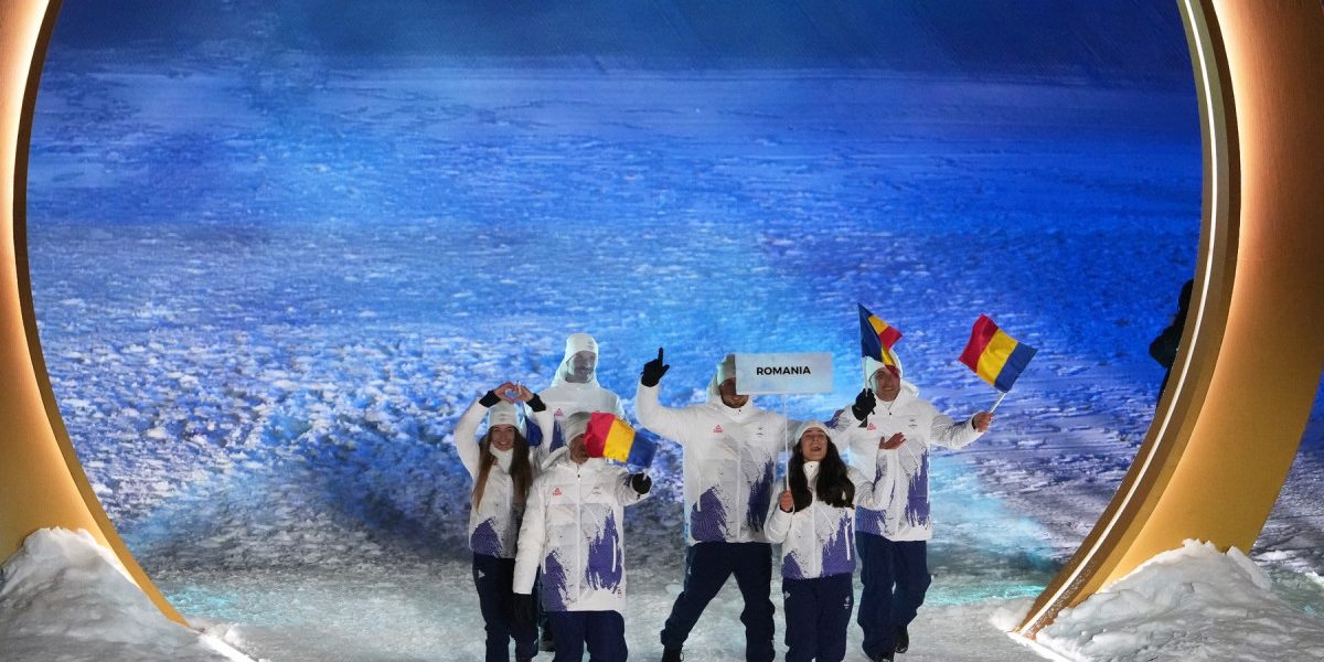 aGFzaD0yY2MzOTI5NmNhZTRjNDJkNjgxZWE4ODEwOWEyYzA2Mw.thumb_.jpg - ReactMedia