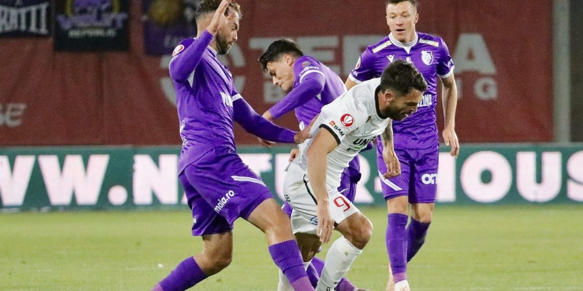 afc-hermannstadt-sibiu-fc-arges-superliga-superbet-26092025.jpg - ReactMedia