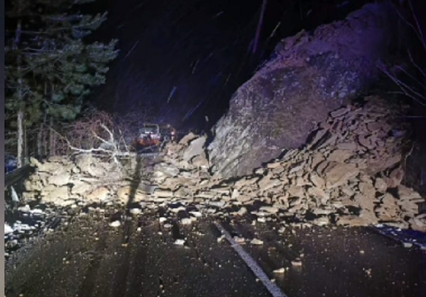 alunecare-de-teren.jpg - ReactMedia