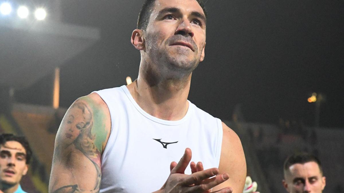 Tensiune înaintea confruntării Bologna – Lazio Bologna și Lazio se pregătesc să se întâlnească într-un meci crucial, care ar putea determina nu doar soarta sezonului, ci și starea de spirit a fanilor