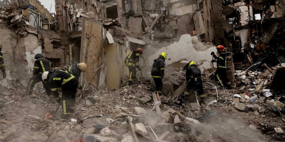 armata-ucraina-razboi-rusia-populatie-civila-civili-tancuri-bombardamente2.jpg - ReactMedia