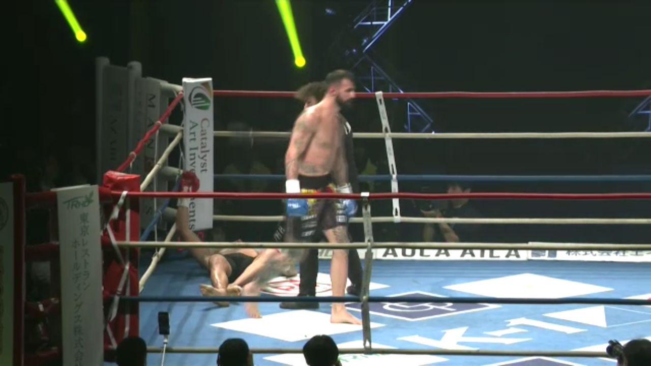 Bogdan Stoica, victorie impresionantă la K-1 World GP! Faraoni, pe targă!