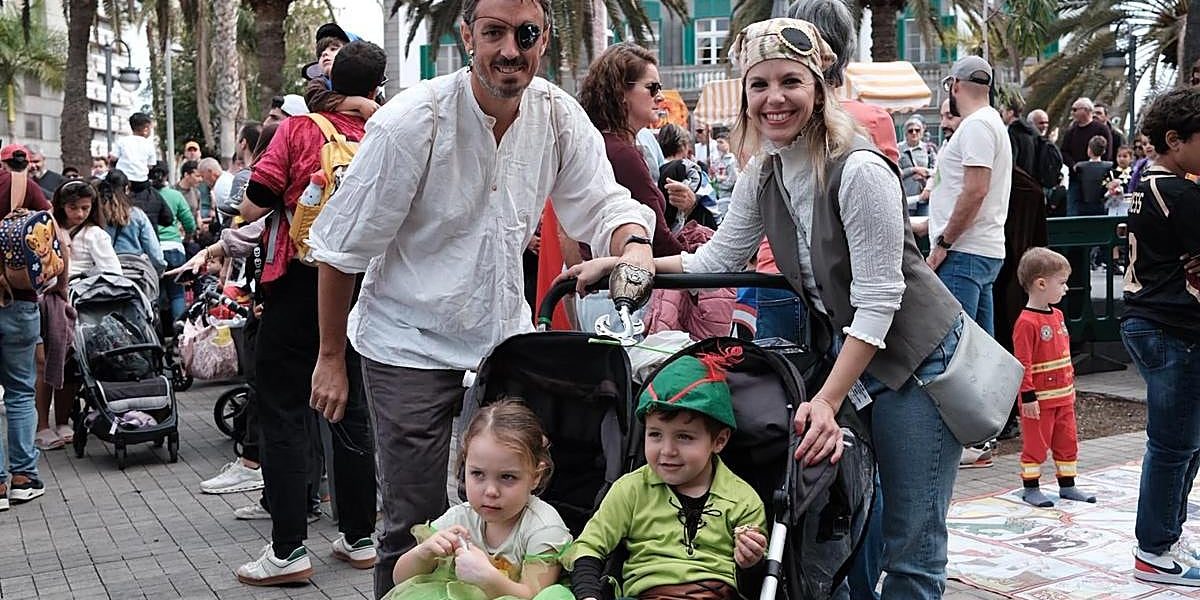 carnaval-peques12-kKwH-U20722551802xpC-1200x840@Canarias7.jpg - ReactMedia