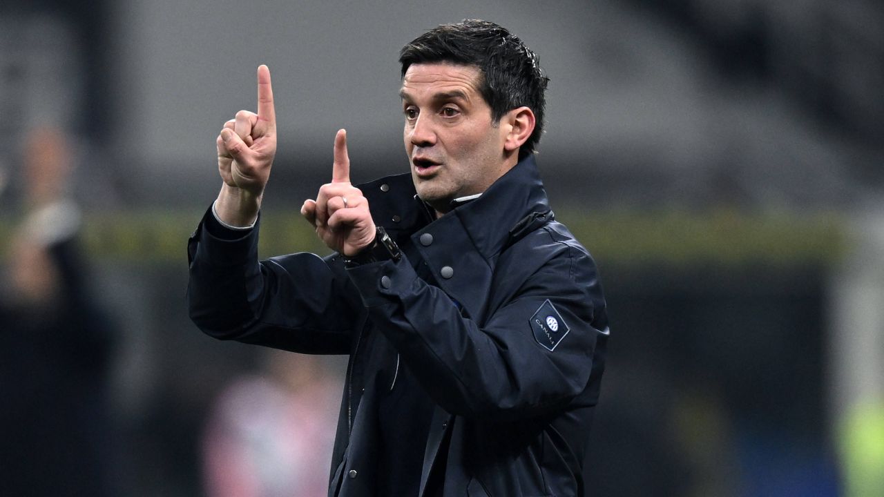 Cristi Chivu, la conducerea unei echipe ambițioase în UEFA Champions League Echipa antrenată de Cristian Chivu, Inter Milano, se află într-o cursă intensă pentru a obține calificarea în optimile Ligii Campionilor, după un start adecvat în competiție