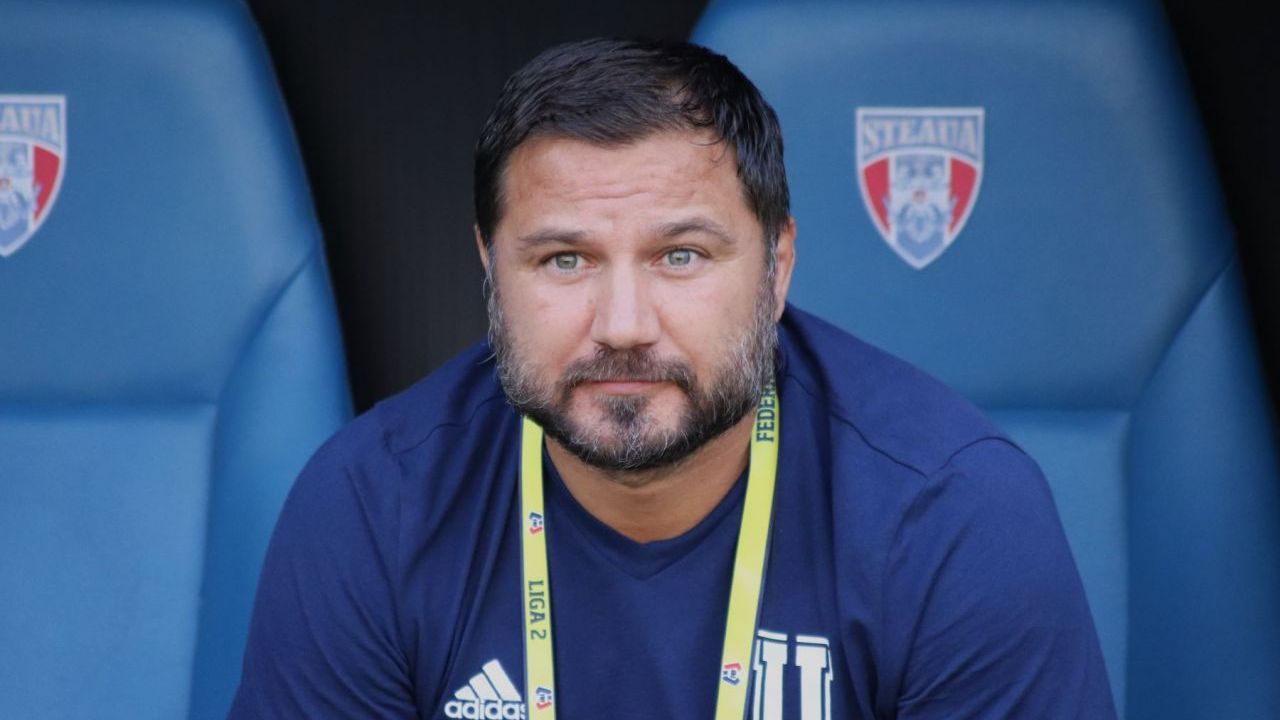 Marius Croitoru începe o nouă etapă: își clarifică licența de antrenor Într-o mișcare surprinzătoare pentru iubitorii fotbalului românesc, Marius Croitoru, fost antrenor al echipelor FCU Craiova, FC Botoșani și FC Argeș, a decis să își rezolve definitiv situația legată de licența de antrenor