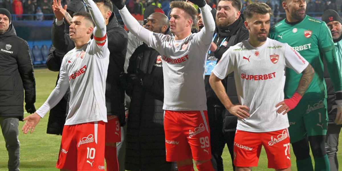 e4b15b4b-75e8-4088-be2d-a683d56105bf.jpg - ReactMedia