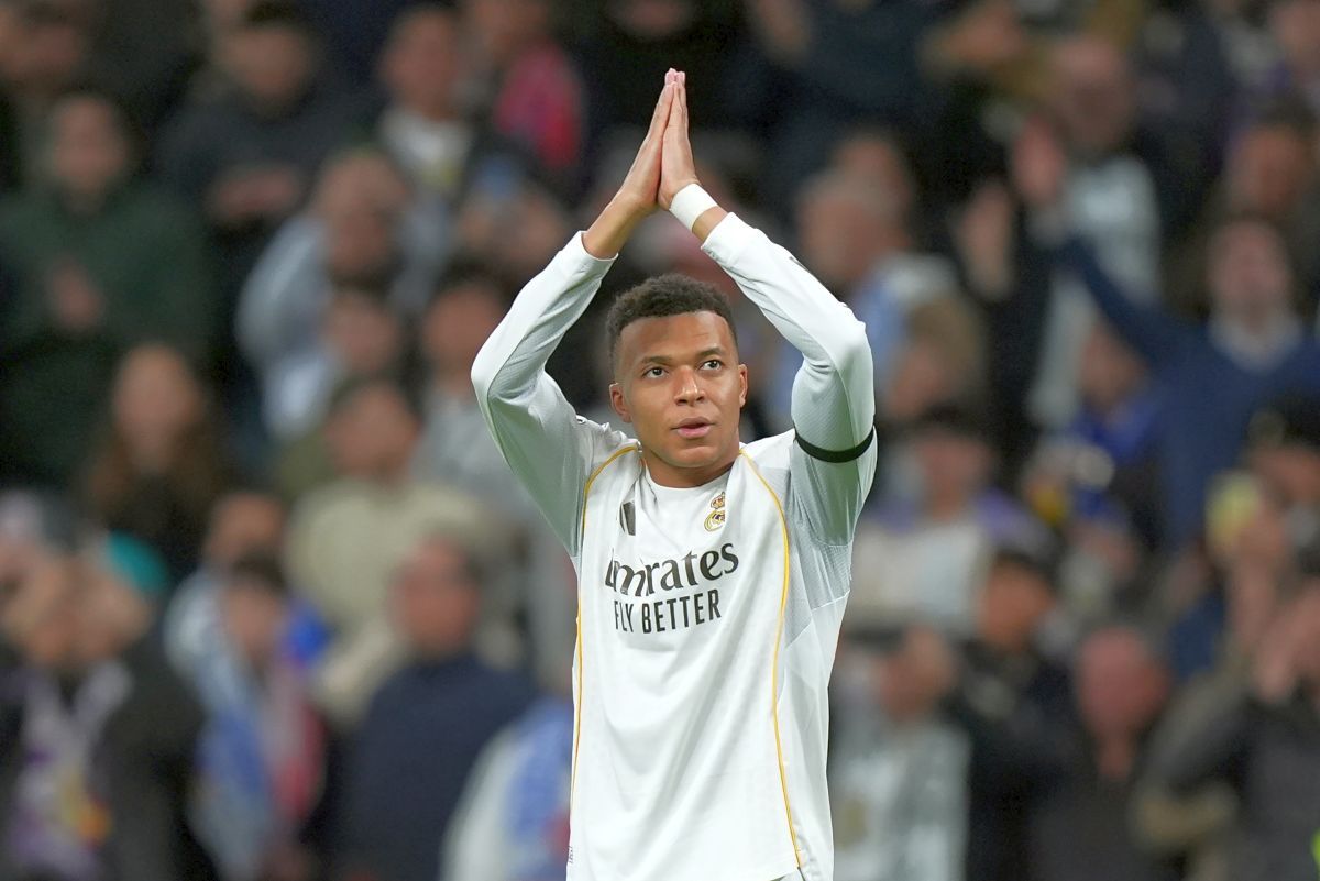 Kylian Mbappe, incert înainte de meciul decisiv cu Benfica Utilizarea lui Kylian Mbappe în returul din play-off-ul Ligii Campionilor, programat miercuri seară împotriva celor de la Benfica, este pusă sub semnul întrebării