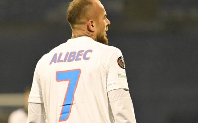 emM9MSZoYXNoPTFhYzI0MmNhOTYyNTY5OTI5NDExODQ0NGEyMTIxMjQz.thumb_.jpg - ReactMedia