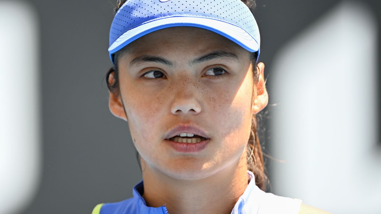 Emma Răducanu, calificată în sferturi la Transylvania Open – detalii pe Pro Arena și VOYO.