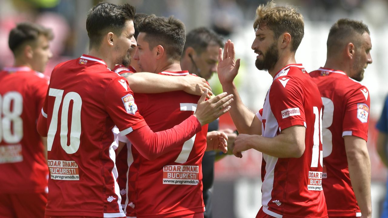 Fostul căpitan al lui Dinamo, o nouă provocare la un club de amatori Fostul căpitan al echipei Dinamo București, un jucător emblematic al clubului, a decis să facă o schimbare radicală în cariera sa, semnând un contract cu un club de amatori din ligile inferioare