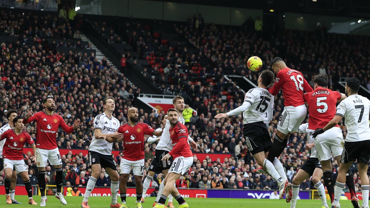 Manchester United își propune victoria în debutul lunii februarie Luna februarie începe cu un duel palpitant pe terenul emblematic al lui Manchester United, Old Trafford, unde echipa antrenată de Erik ten Hag se pregătește să înfrunte o provocare importantă