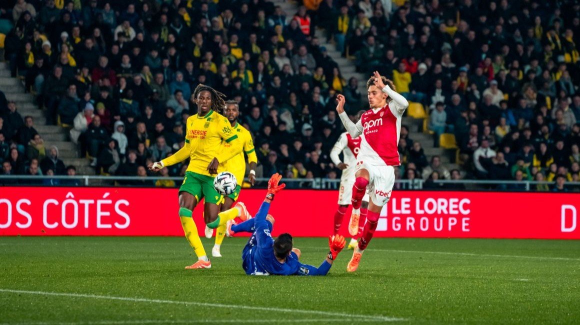 FC Nantes în criză înaintea confruntării cu AS Monaco La doar câteva ore înainte de meciul din cadrul etapei a 22-a din Ligue 1, FC Nantes se află într-o situație extrem de complicată