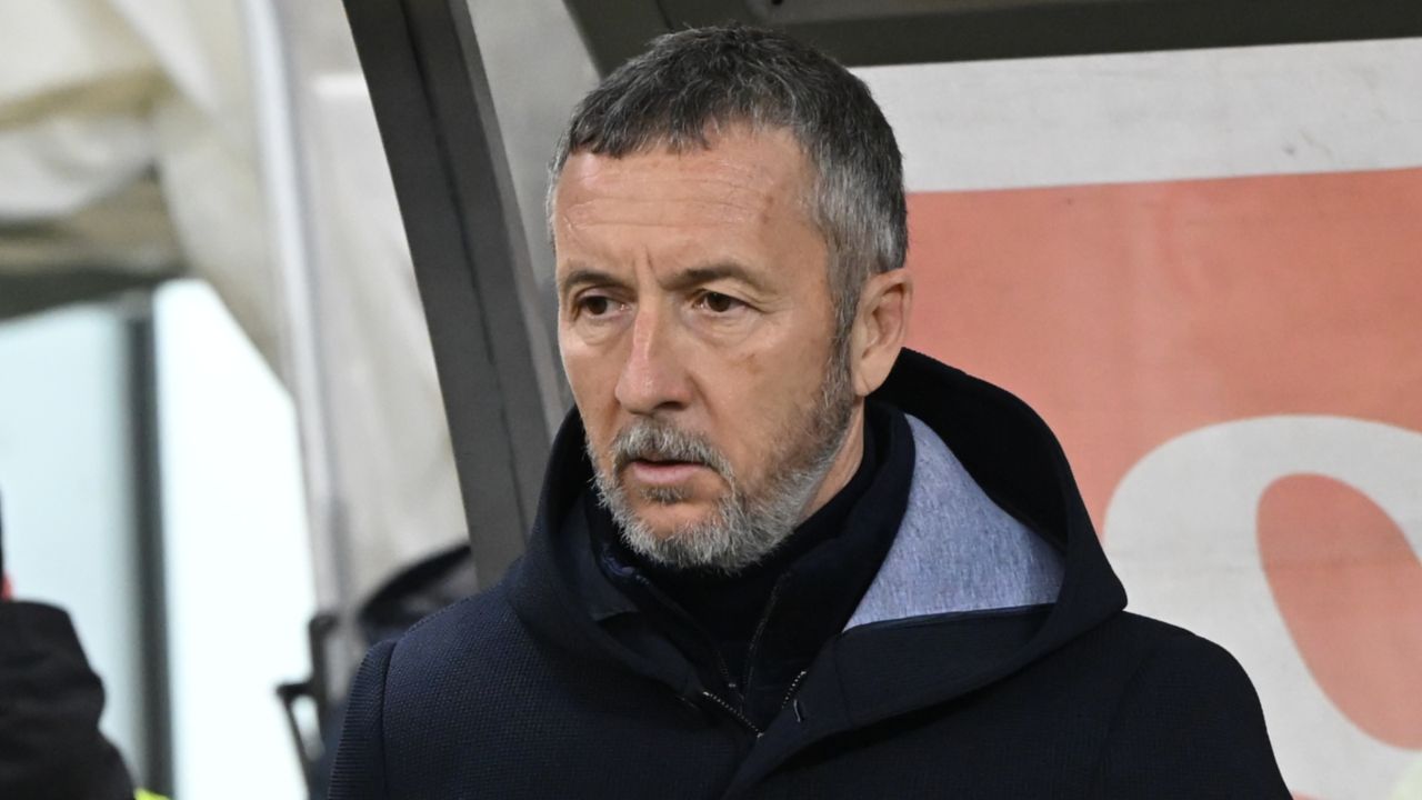 Duelul din Bănie: Universitatea Craiova și FCSB se întâlnesc în Superligă Duminică, 11 februarie, de la ora 20:00, Universitatea Craiova va primi vizita echipei FCSB în cadrul rundelor 27 ale Superligii