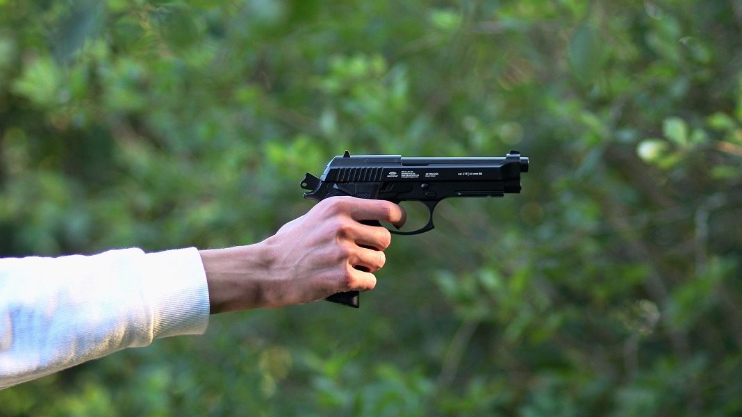 pistol-cu-aer-comprimat.jpg - ReactMedia