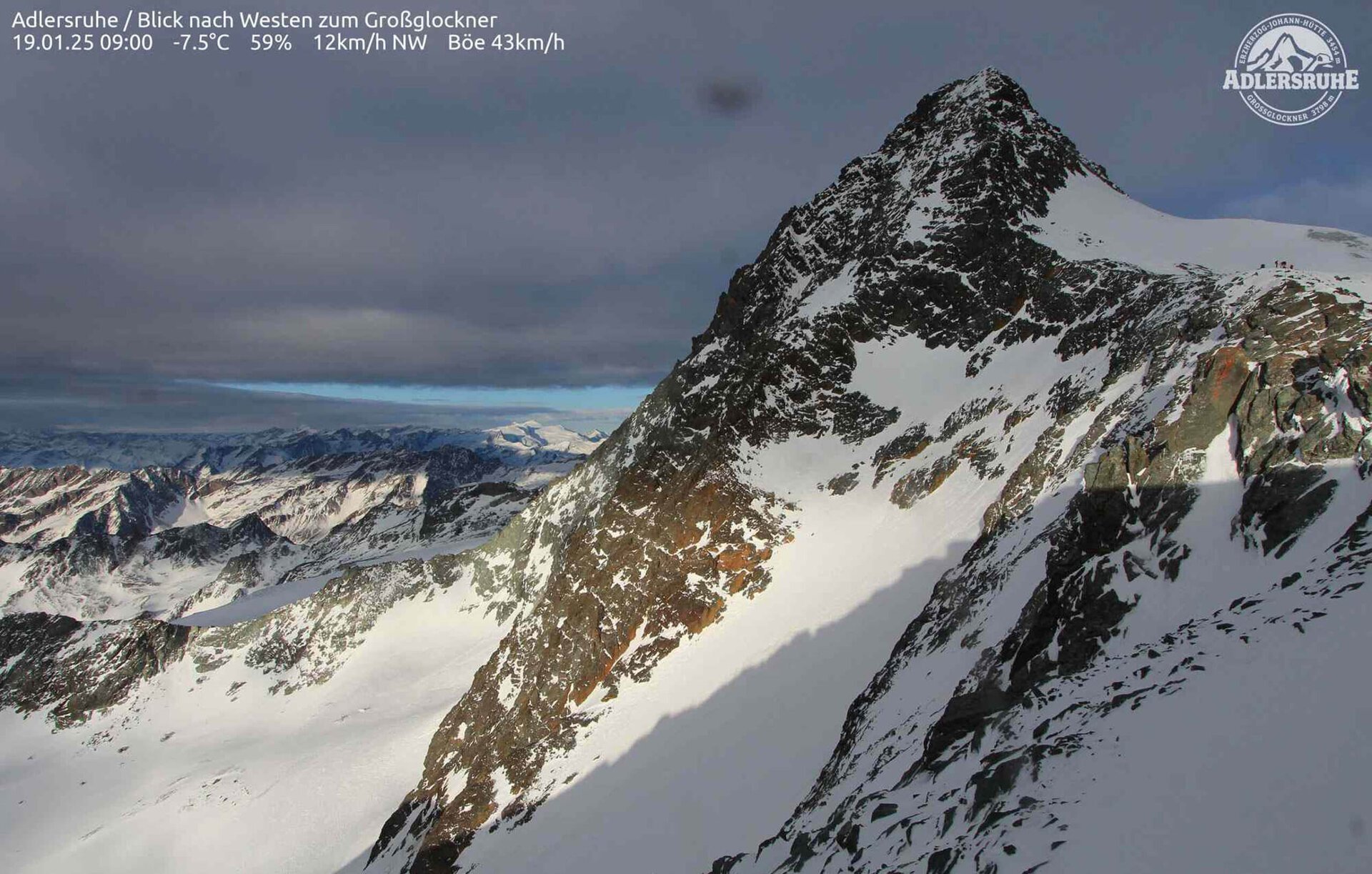 Joi, la aproape un an și jumătate după tragicul incident care a șocat Austria și nu numai, judecata pentru moartea unei tinere de 33 de ani, Kerstin G, a ajuns în prim-planul justiției austriece