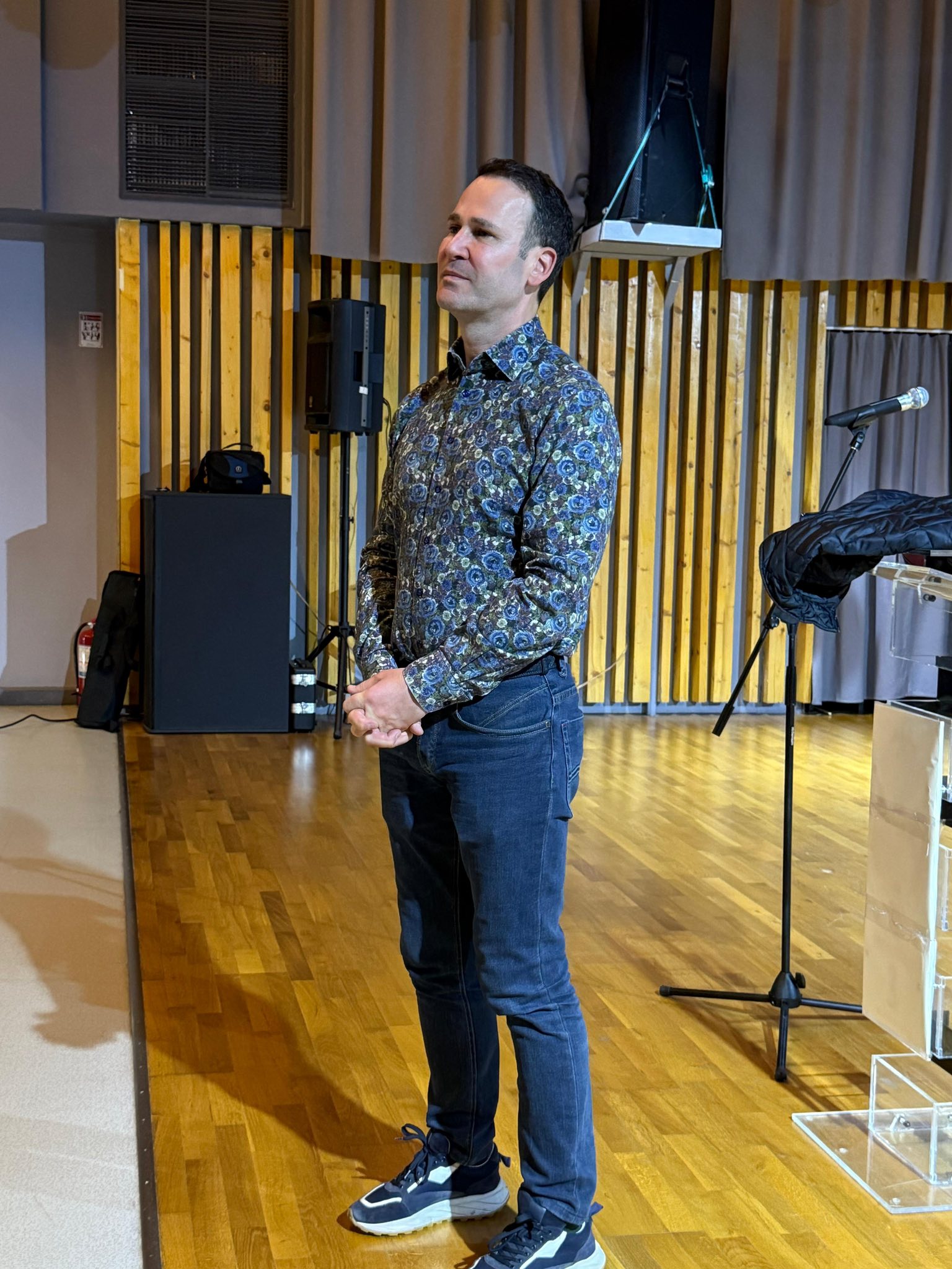 Percheziții la Primăria Sectorului 3 în cea mai recentă anchetă privind construcția unui drum pe teren privat Locul unde oficialii vorbesc mai puțin, iar anchetele penale scot la iveală detalii din ce în ce mai compromițătoare, a devenit miercuri dimineață Primăria Sectorului 3