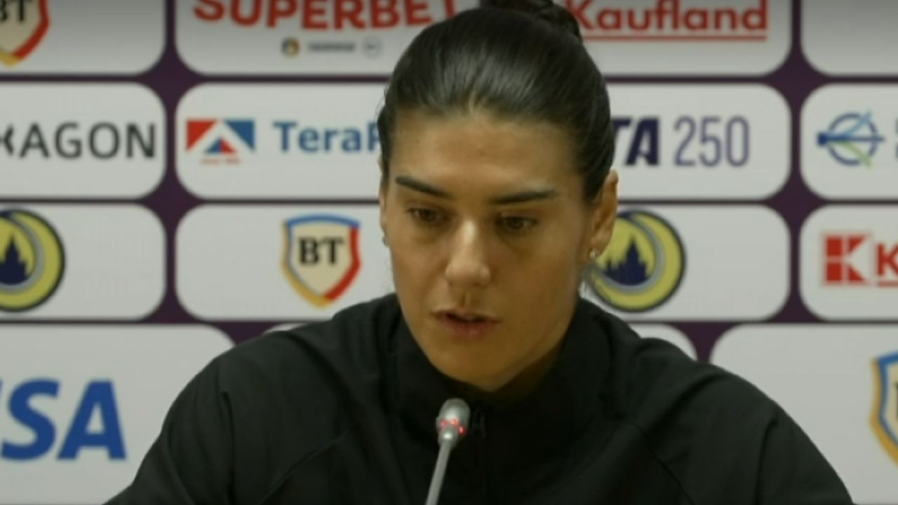 Sorana Cîrstea și Emma Răducanu se duelează în finala Transylvania Open Sâmbătă, fanii tenisului sunt așteptați cu sufletul la gură pentru finala Transylvania Open, unde românca Sorana Cîrstea va înfrunta jucătoarea britanică Emma Răducanu