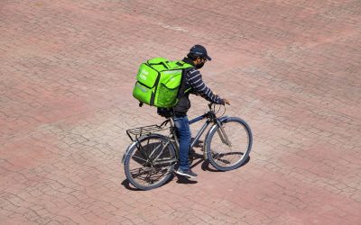 uber-eats-livrare-mancare-e1620749330587.jpg - ReactMedia