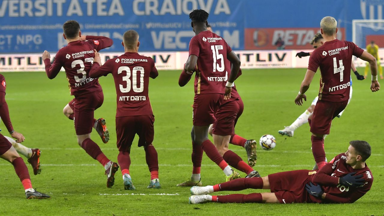 Cătălin Itu, pe calea transferului la Levski Sofia Mijlocașul român Cătălin Itu a atras atenția celor de la Levski Sofia, echipă din prima ligă bulgară, care își propune să întărească lotul pentru a aborda cu succes restul sezonului