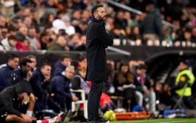 valencia-cf-v-elche-cf-laliga-ea-sports-1000x600.jpg - ReactMedia