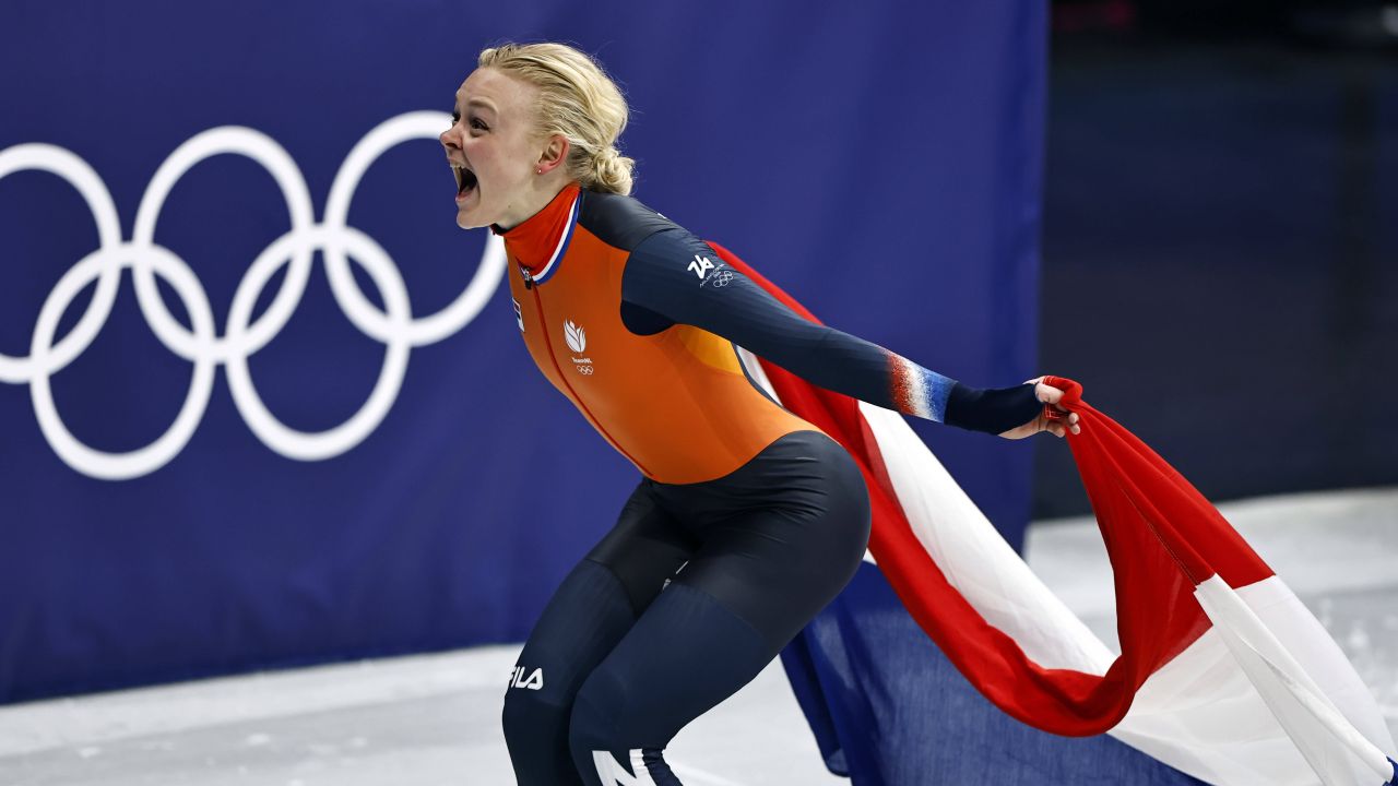 Xandra Velzeboer stabilește un nou record mondial la Olimpiadă, rivală cu sora sa.