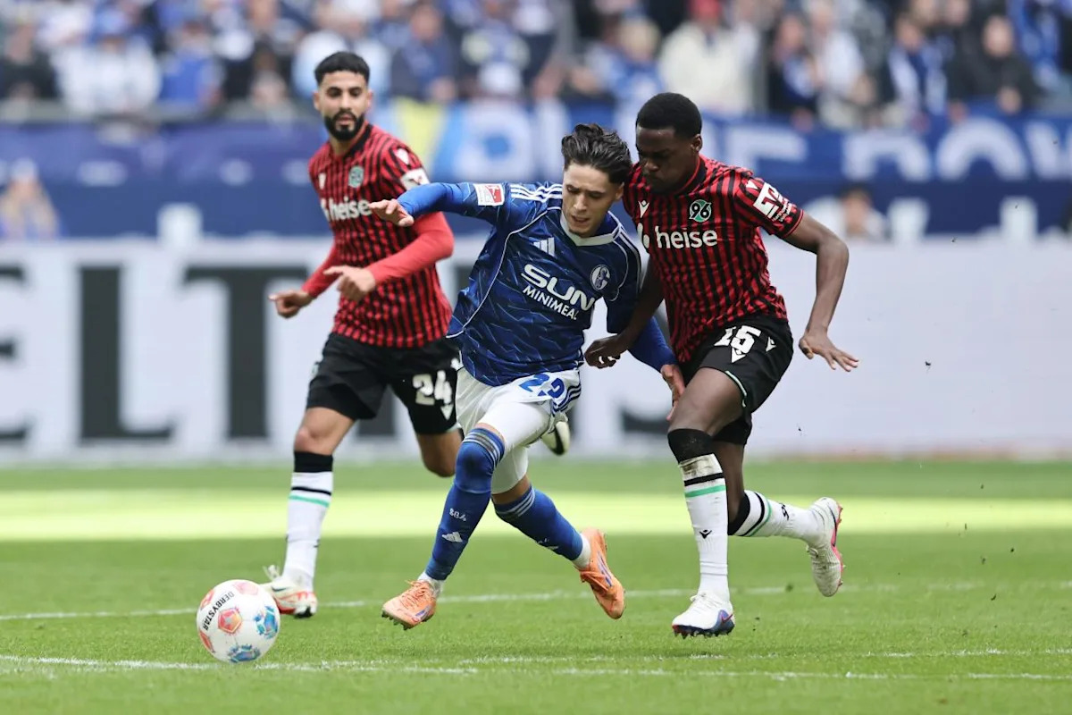 Bayern activează clauza de readucere a lui Hannover pentru tânărul starlet de 20 de ani